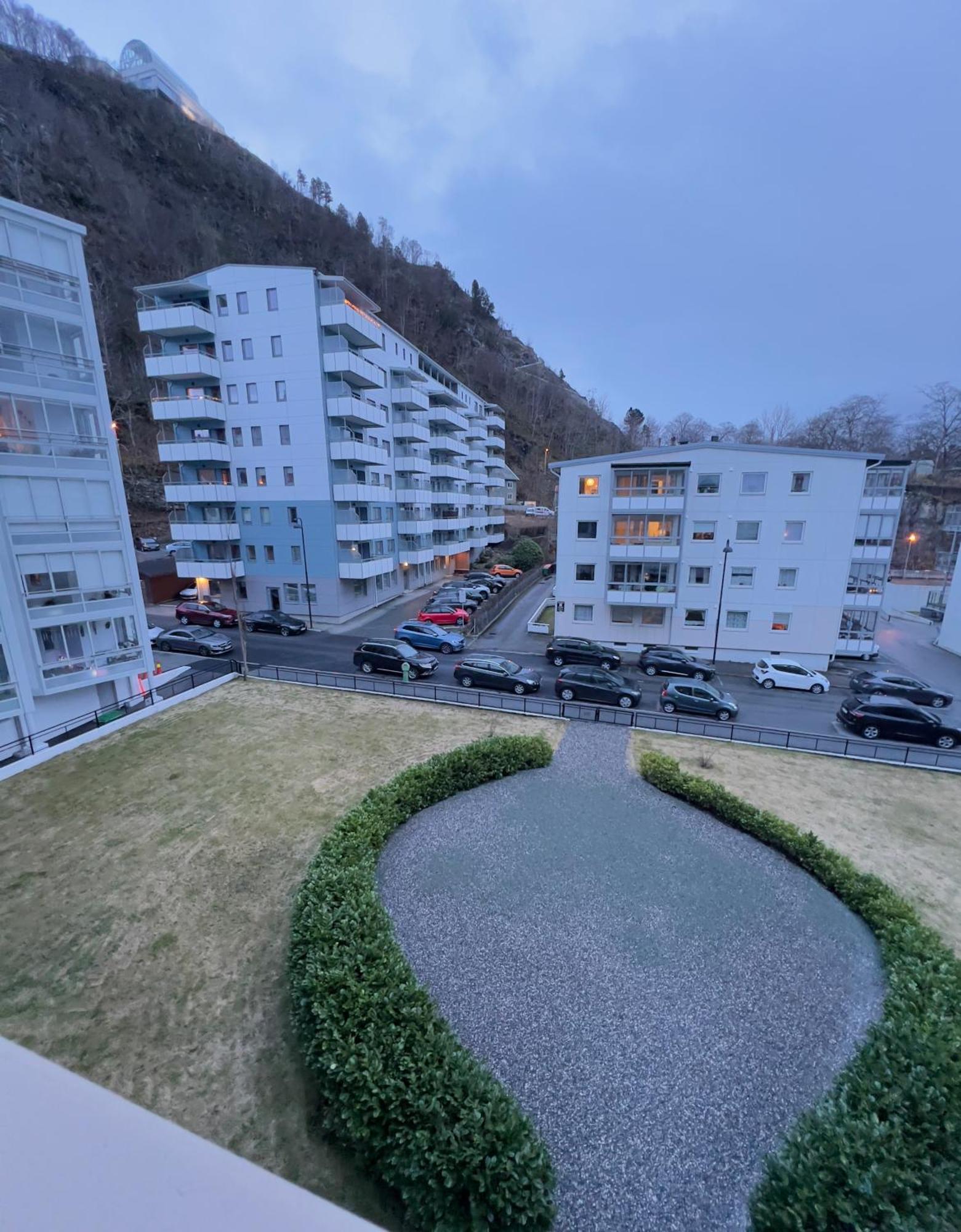 Luxury Service Apartment By Chanya Ålesund Exterior foto